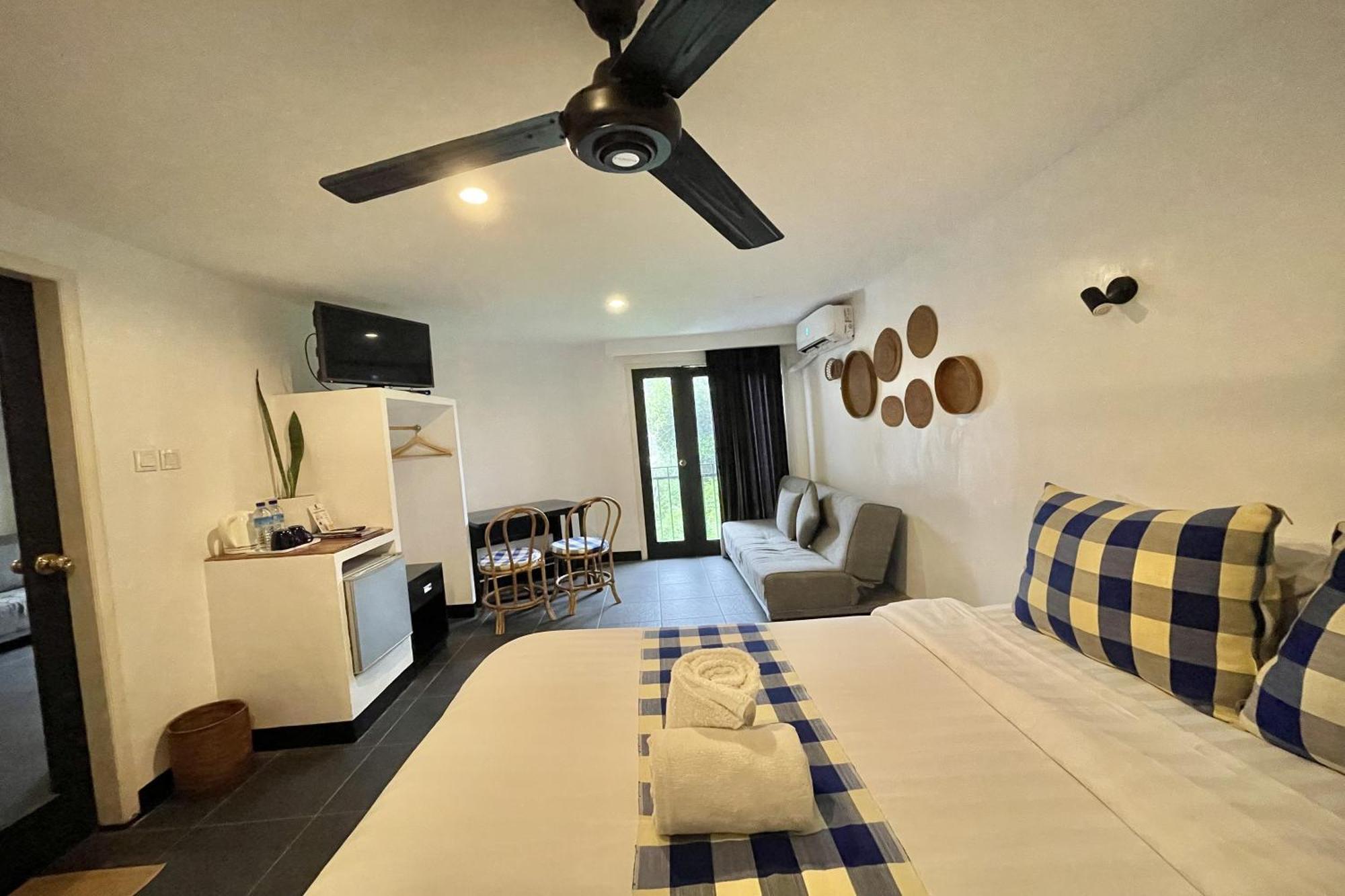 Taman Unique Hotel 3*