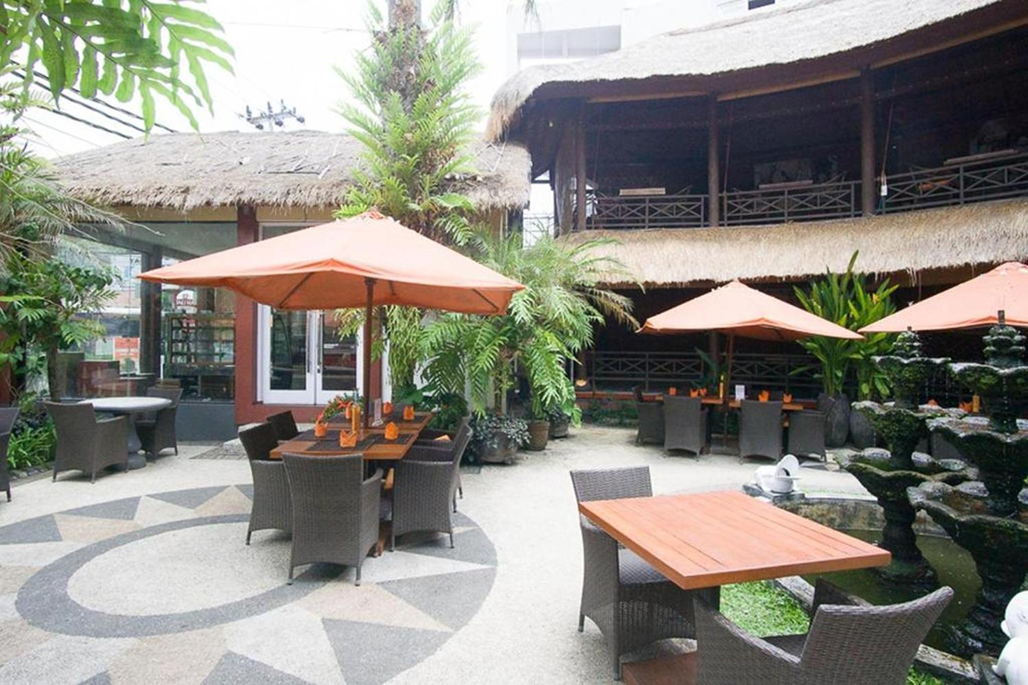 Taman Unique Hotel